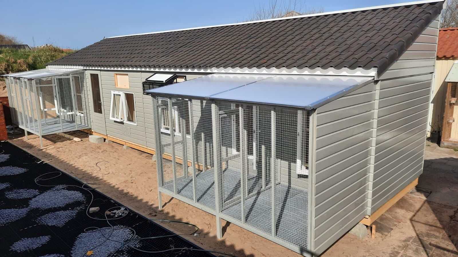 Maatwerk duivenhok met vliegruimte